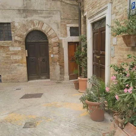 Residenza Storica Volta Della Morte Affittacamere *